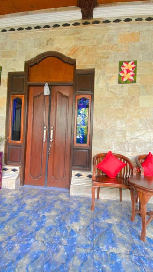 Kuwera Homestay Batununggul Buitenkant foto