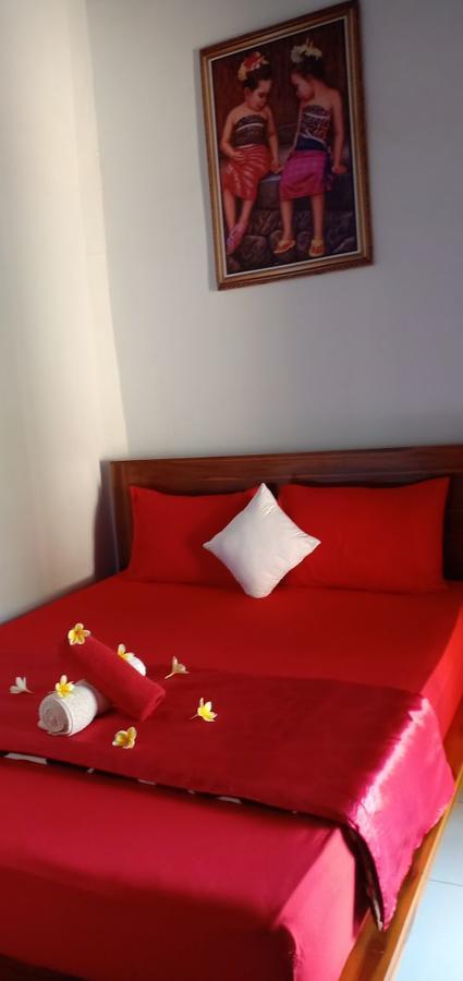 Kuwera Homestay Batununggul Buitenkant foto